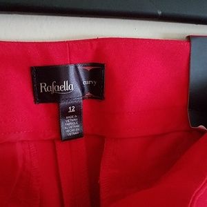 Rafaella | Pants & Jumpsuits | Rafaella Slim Capri Curvy 2 | Poshmark